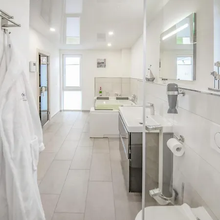 Casa de Férias Baltic Village-damp Damp